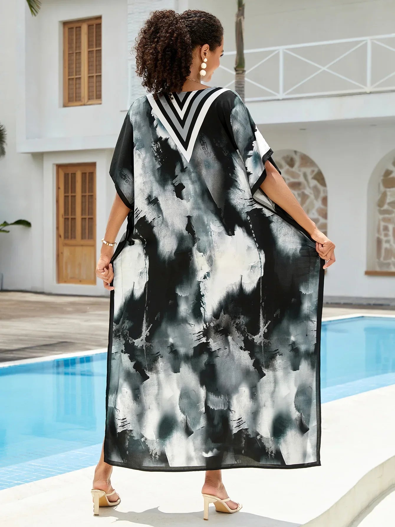 Black And White Kaftan