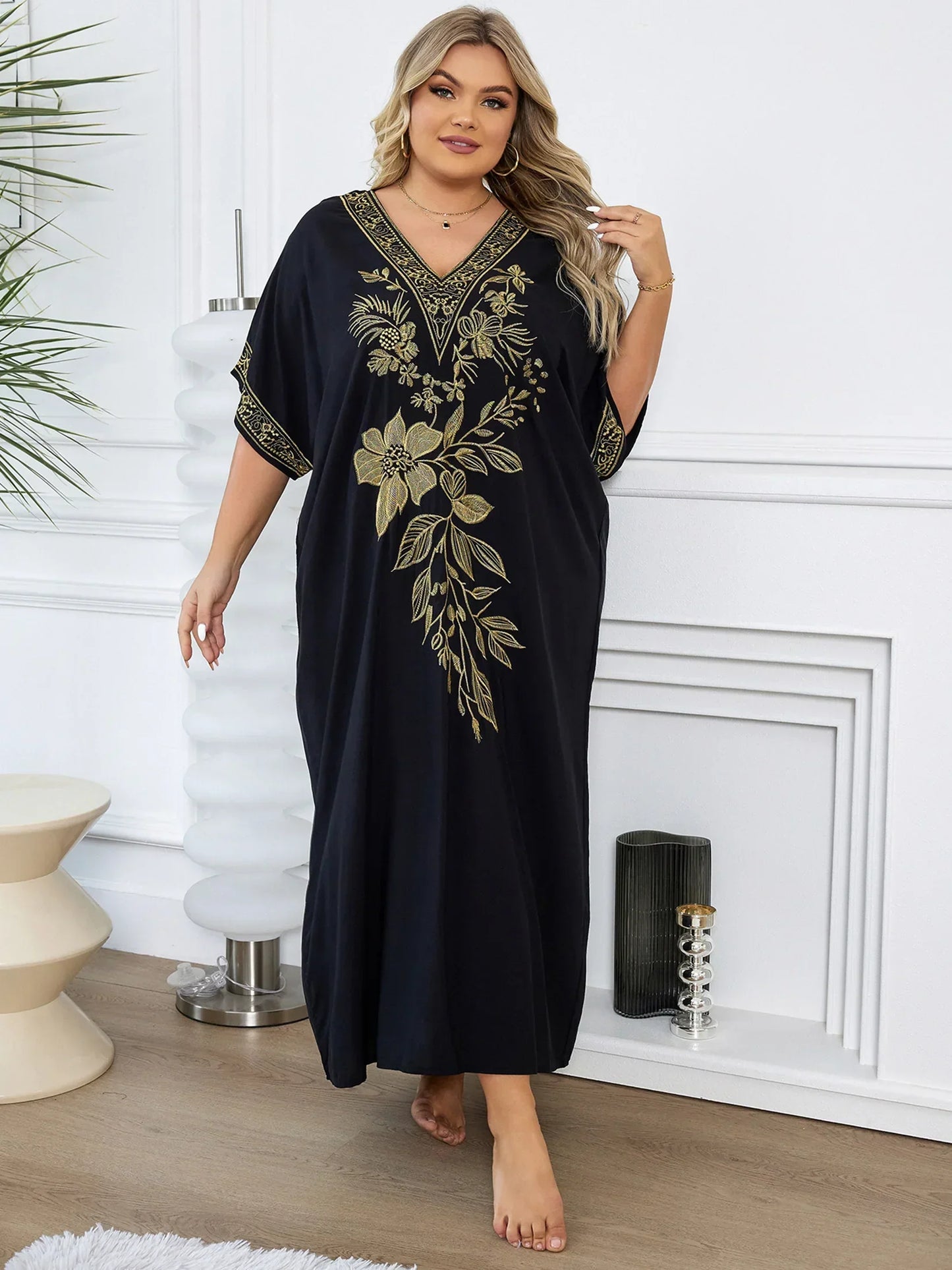 Chic Black Embroidery Floral Printed V Neck Kaftan